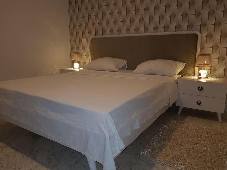 Lovely Apartment Near Tunis Mall - Lac2 Tunisz Kültér fotó