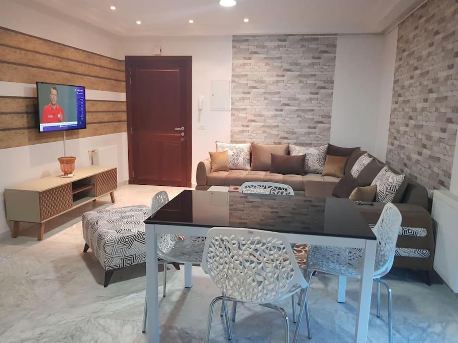 Lovely Apartment Near Tunis Mall - Lac2 Tunisz Kültér fotó