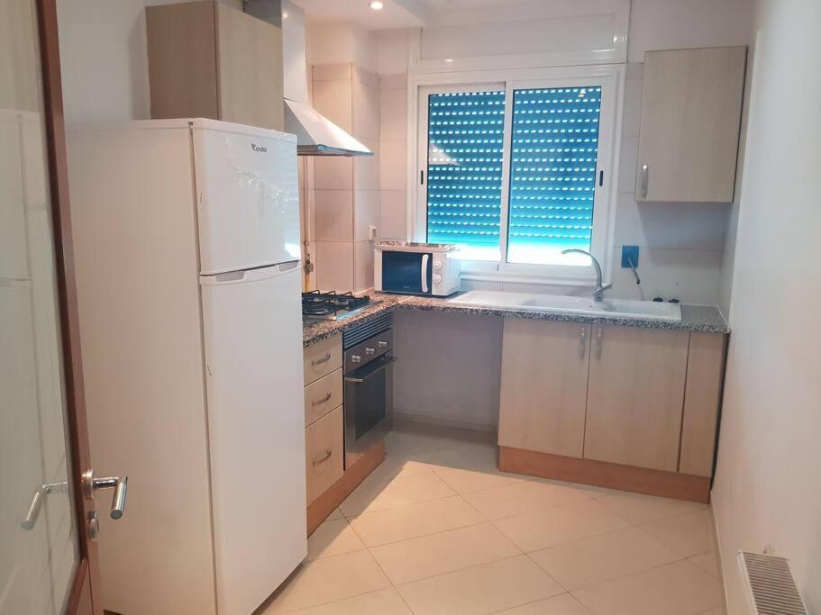 Lovely Apartment Near Tunis Mall - Lac2 Tunisz Kültér fotó