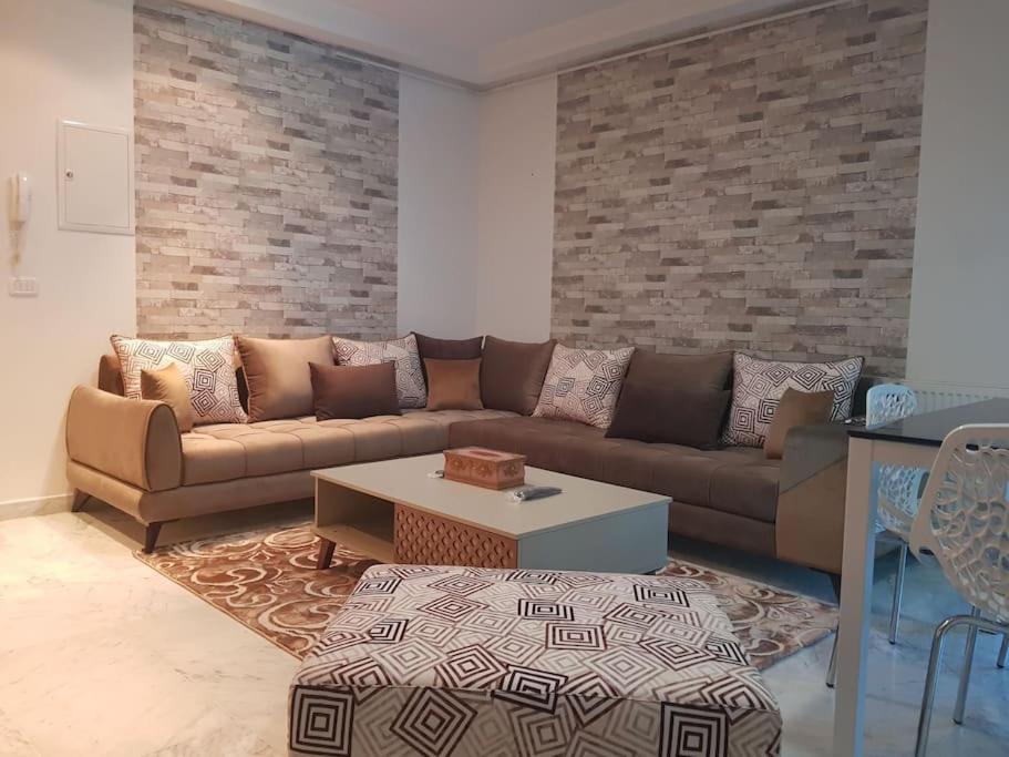 Lovely Apartment Near Tunis Mall - Lac2 Tunisz Kültér fotó